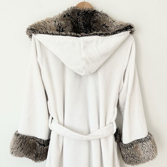 Pottery Barn Faux Fur Ombre Robe Soft Plush Hooded - Picture 6 of 10